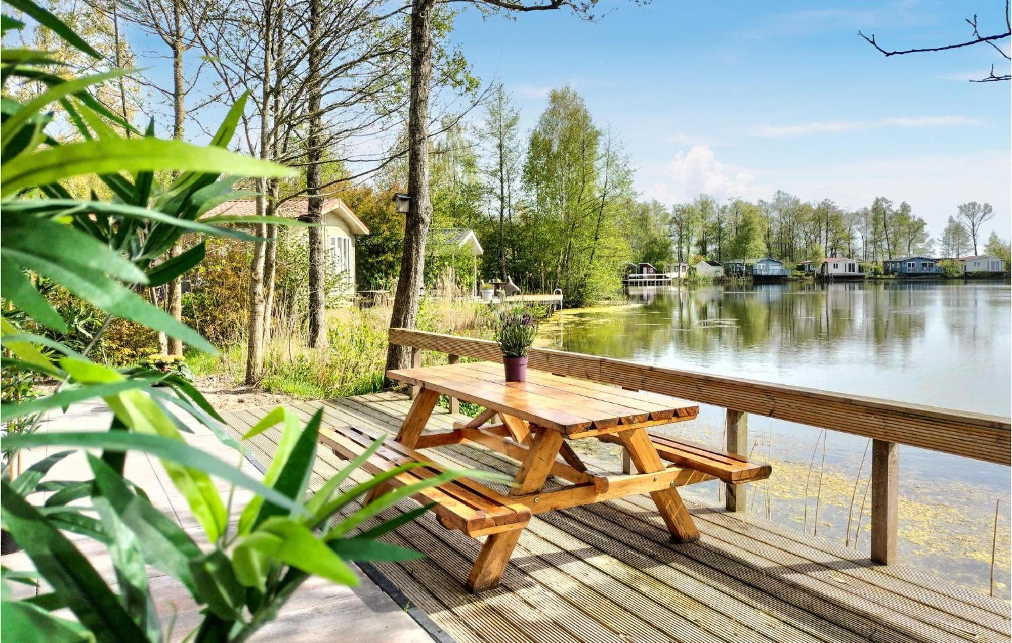 Cozy Home In Oosterwolde With Sauna Eksteriør billede